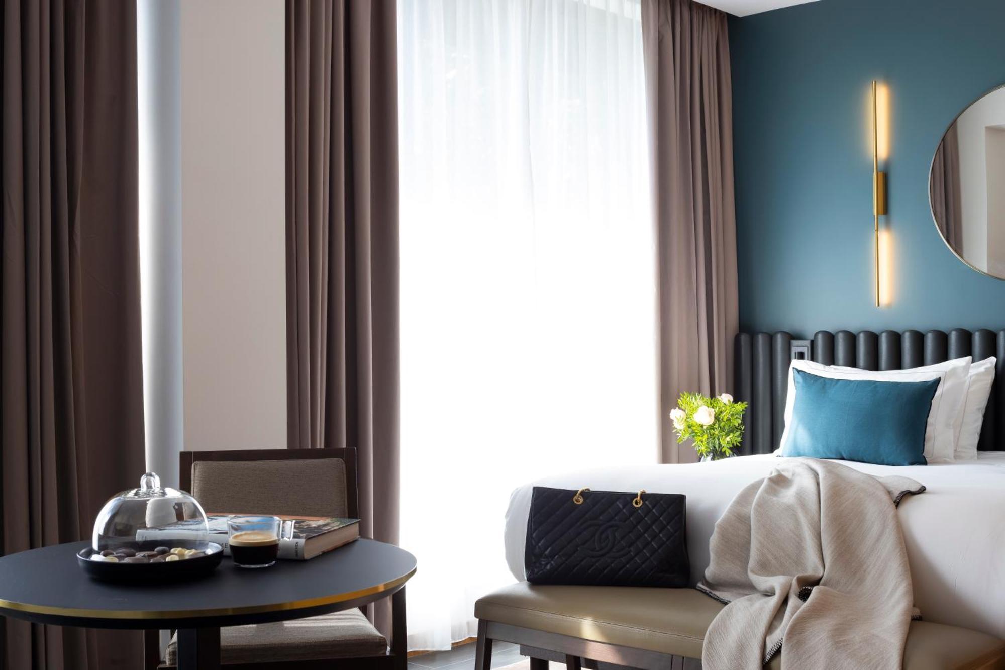 Howard Sur Seine - Asnieres Paris La Defense Room photo